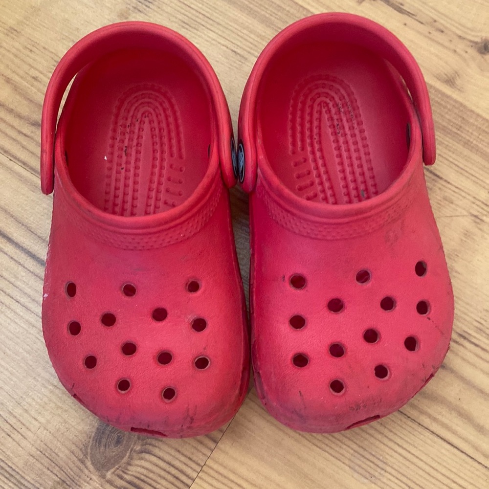 Toddler size 6 Red crocs